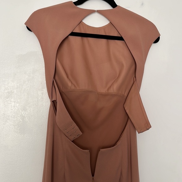 Dress - Picture 5 of 5